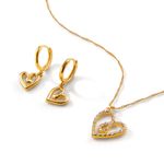 juego-de-collar-y-aretes-dorados-con-dije-corazon-marca-esika