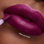 Labial-liquido-doble-24-horas-de-muy-larga-duraci�n-�sika