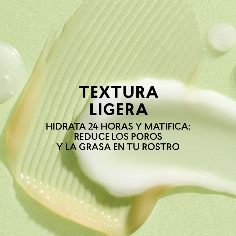 Hidratacion-con-una-rutina-de-limpieza-facial