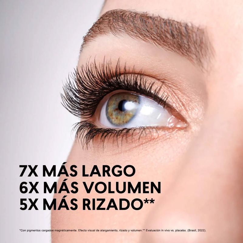 La-mascara-de-pestañas-Magenetic-Lash-te-brina-una-mirada-con-poder-magnetico.-Mayor-duracion.